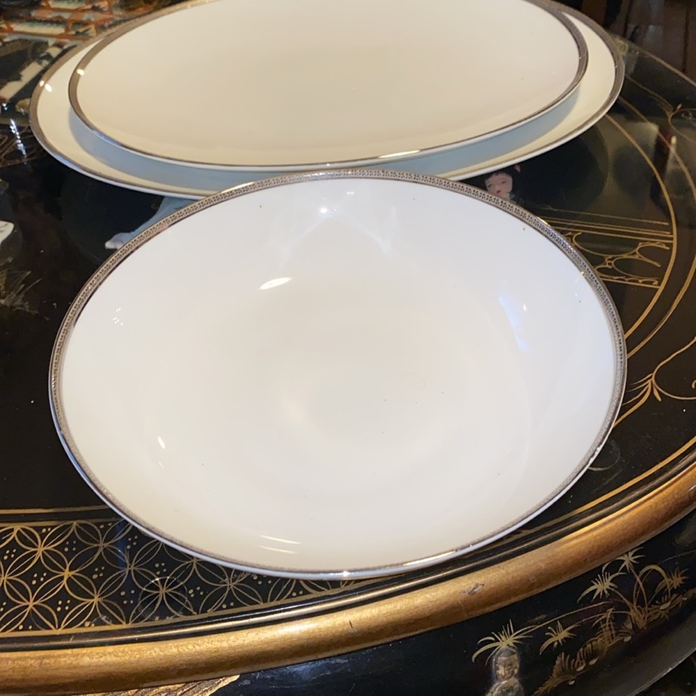 Treasure Chest CHARM Fine China Germany 61 peace Plate Setting + serving plates - Picture 9 of 9